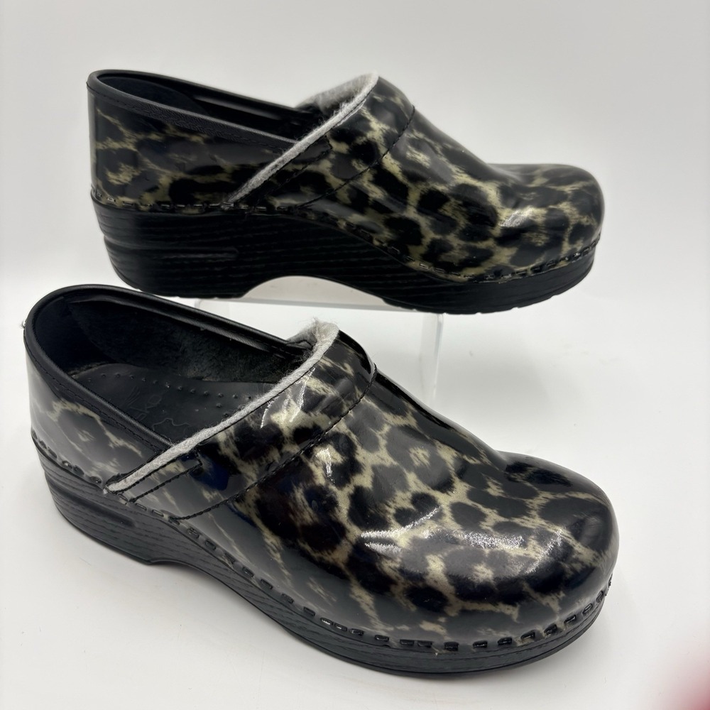 Dansko Professional Black Leopard Patent Leather Clogs Women's EU 37 US 6.5-7